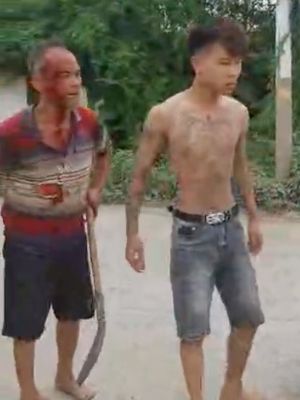 反杀戳瞎眼球