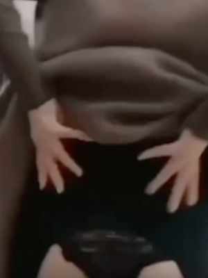直播脱衣舞