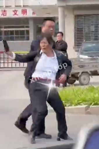 小三身材火辣