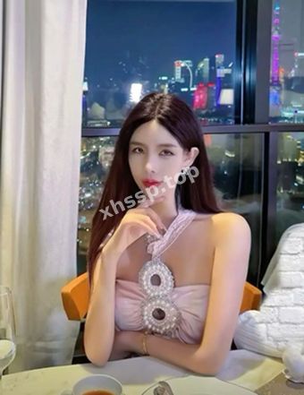 肤白貌美