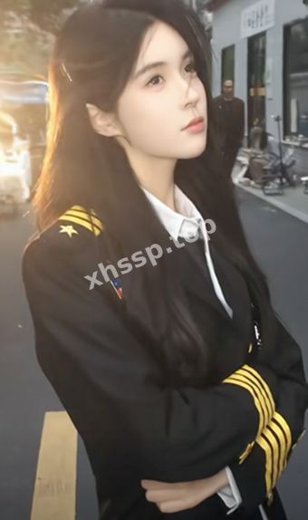 妈生脸美女