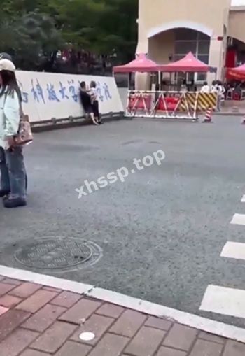 电子科技大学中山学院