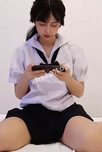 女大学生