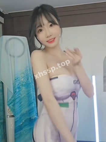 前凸后翘