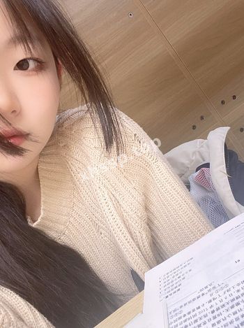大二学生妹