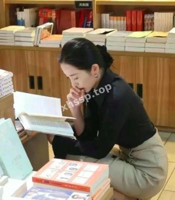 与妈妈通奸