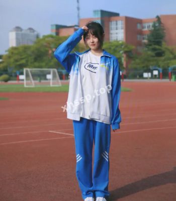 丰满学生妹