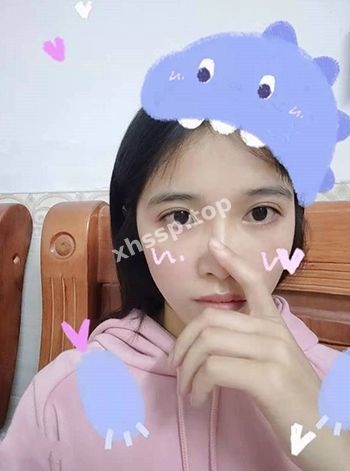 清纯女大