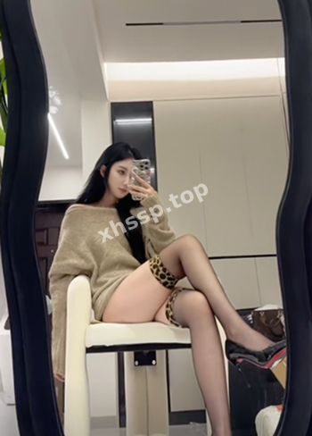 黑丝翘臀