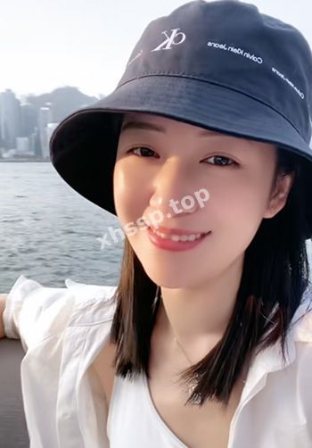 细腰翘臀