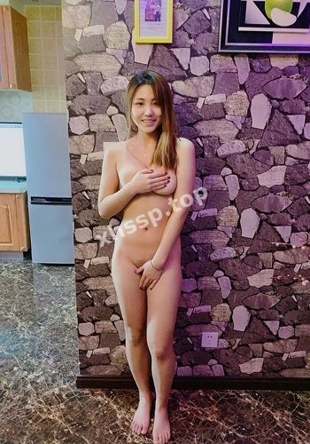 何佳慧学妹