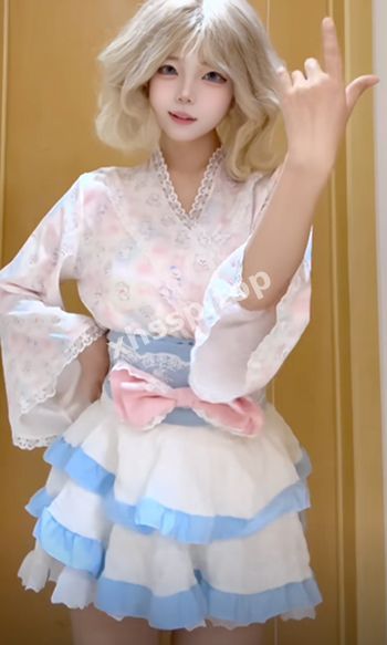 童颜巨乳超诱人