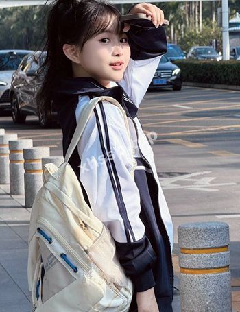 清纯学生妹