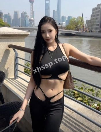 丰乳翘臀