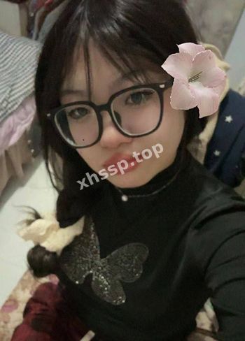 大一学妹