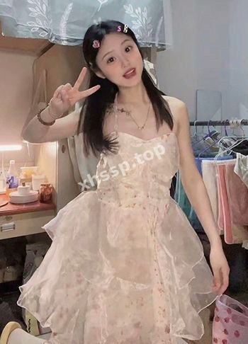 反差学妹