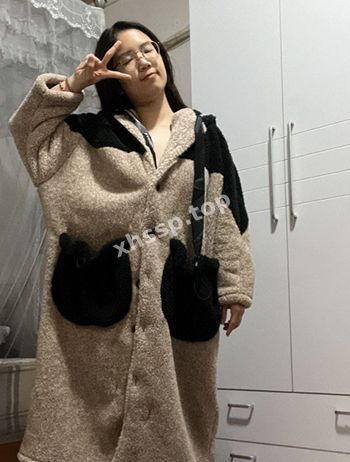 反差眼镜妹