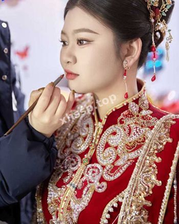 新婚人妻