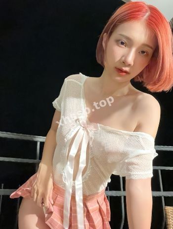 短发女神