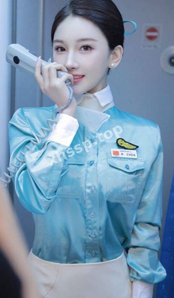 美女空姐