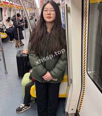 黑丝反差婊