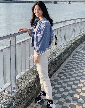 清纯大学生