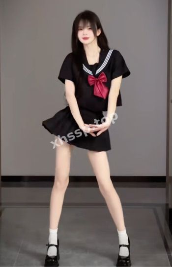 翘臀