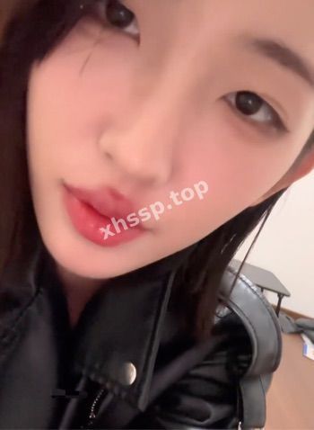 擦边网红