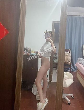 00后嫩妹