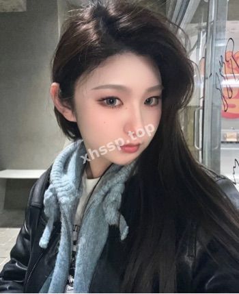 抚媚动人