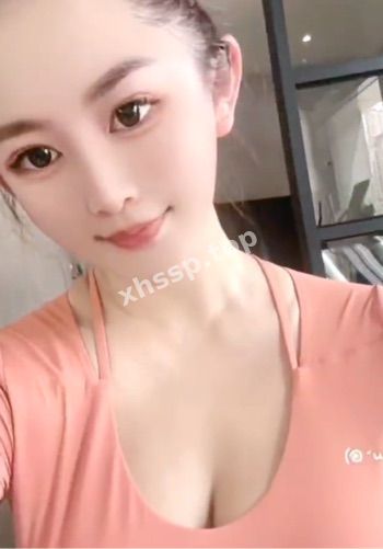 前凸后翘
