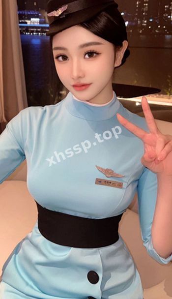 甜系美少女