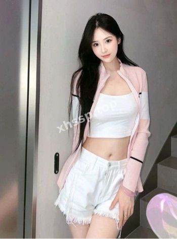丰满胸