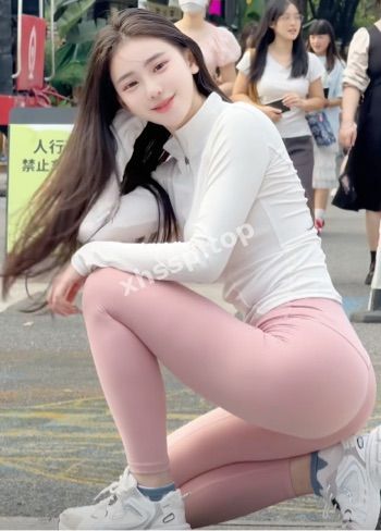 胸大臀翘