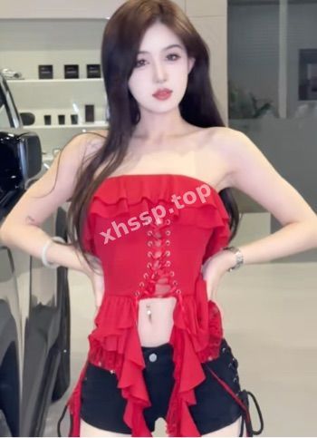 红唇色诱