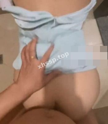 黑丝翘臀