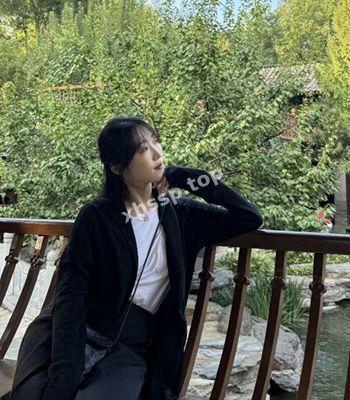 美腿学妹