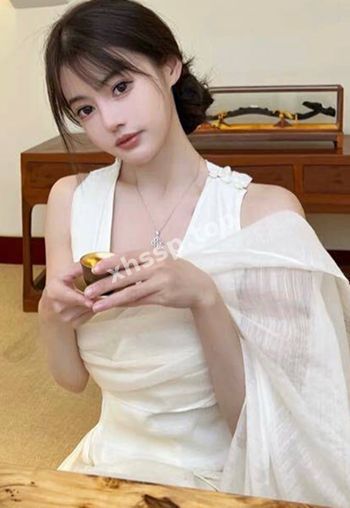 细腰柳眉佳人
