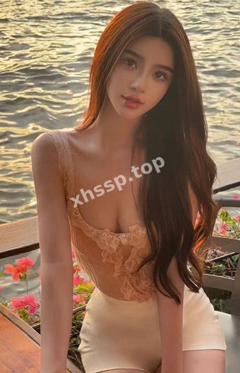 清纯学生妹