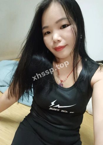 人妻