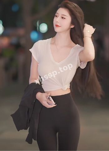 蜂腰翘臀